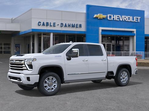 New 2026 Chevrolet Silverado 2500 High Country w/ High Country Premium Package AWD/4WD image 2