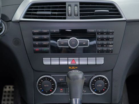 Used 2014 Mercedes-Benz C 250 Sedan image 59