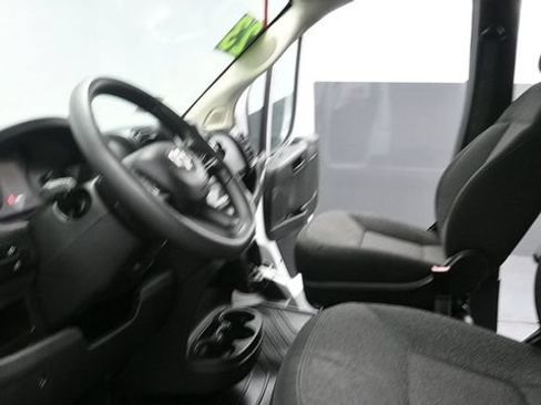 Used 2023 RAM ProMaster 2500 FWD image 24