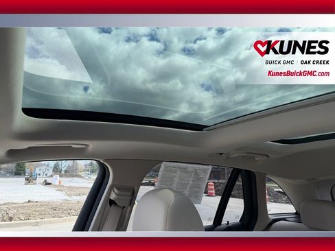 Used 2018 Mercedes-Benz GLC 300 4MATIC image 21