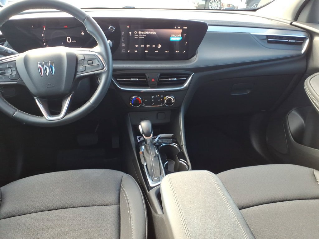 Used 2024 Buick Encore GX Preferred w/ Comfort Package AWD/4WD image 10