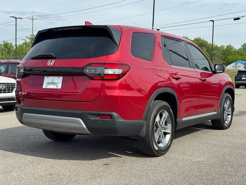 Used 2024 Honda Pilot EX-L image 11