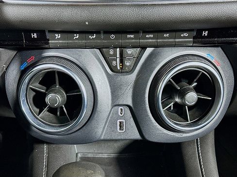 Used 2023 Chevrolet Blazer LT w/ Driver Confidence Package image 16