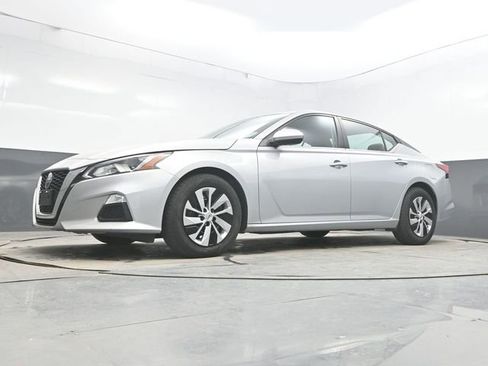 Used 2021 Nissan Altima 2.5 S FWD image 26