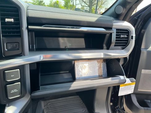 New 2026 Ford F150 Lariat w/ Equipment Group 501A Mid AWD/4WD image 21