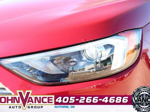 Used 2022 Ford Edge Titanium image 4