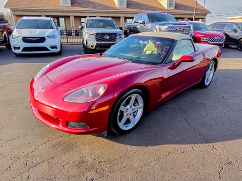 Used 2006 Chevrolet Corvette Convertible w/ Preferred Equipment Group image 5
