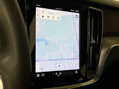 Used 2023 Volvo S60 B5 Core image 13