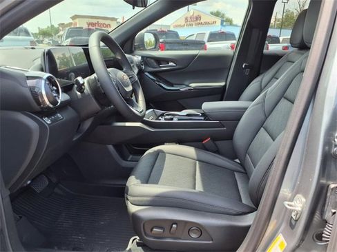 New 2026 Chevrolet Equinox LT w/ Convenience Package II image 12