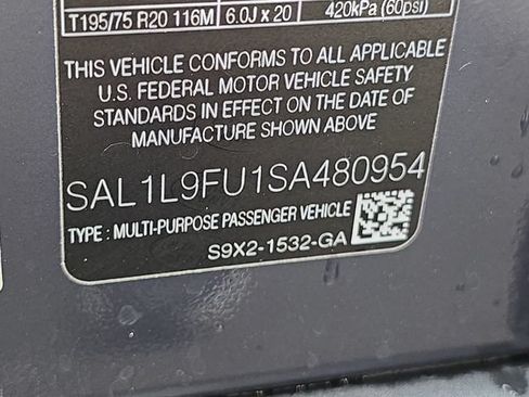 Certified 2025 Land Rover Range Rover Sport Dynamic SE AWD/4WD image 37