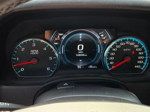Used 2017 GMC Yukon Denali w/ Open Road Package RWD image 23