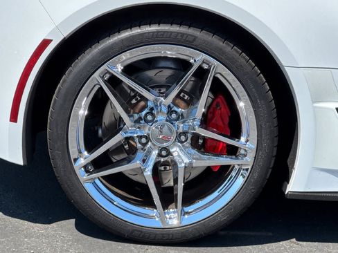 Used 2018 Chevrolet Corvette Z06 RWD image 27
