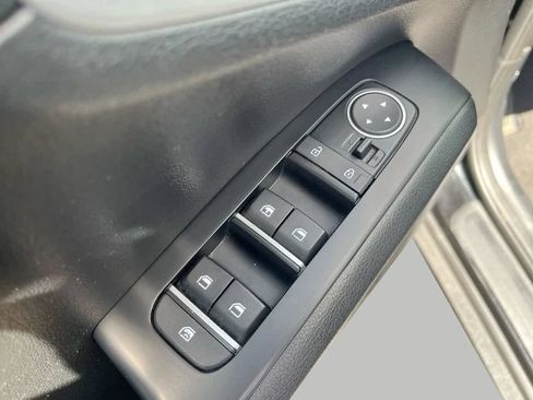 Used 2024 Kia Soul LX w/ LX Technology Package FWD image 14
