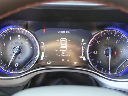 New 2026 Chrysler Pacifica Pinnacle image 16