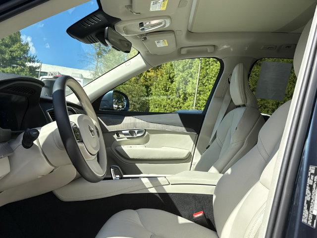 Certified 2024 Volvo XC90 B6 Plus w/ Protection Package AWD/4WD image 10