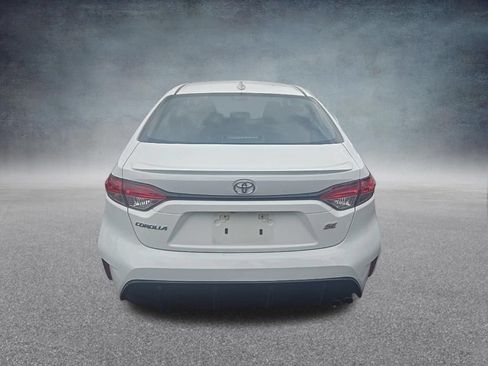 Used 2025 Toyota Corolla SE FWD image 8