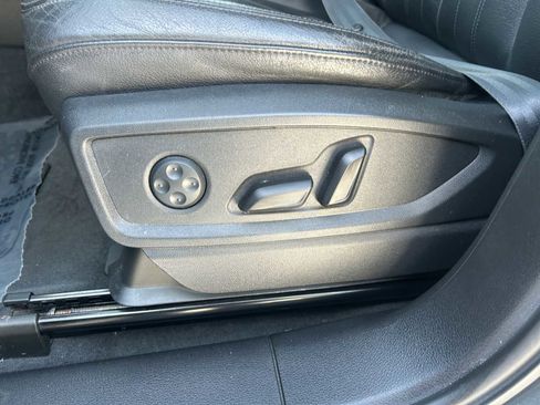 Used 2020 Audi Q5 2.0T Premium w/ Convenience Package image 18