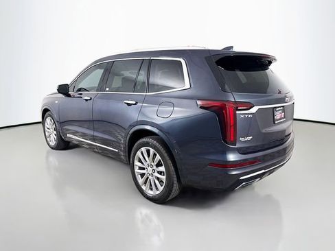 Used 2023 Cadillac XT6 Premium Luxury FWD image 5