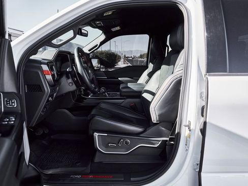 Used 2025 Ford F150 Raptor AWD/4WD image 37