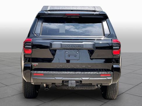 Used 2026 Toyota 4Runner TRD Off-Road Premium AWD/4WD image 5