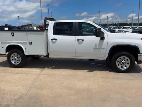 Used 2025 Chevrolet Silverado 3500 W/T w/ WT Convenience Package AWD/4WD image 2