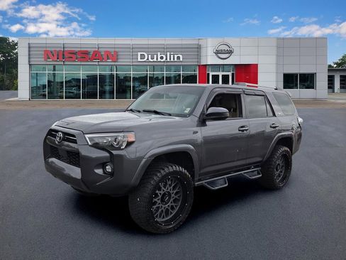Used 2021 Toyota 4Runner SR5 AWD/4WD image 1