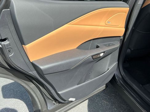 New 2026 Lexus RX 350 AWD image 16