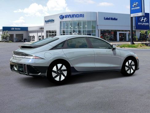 New 2025 Hyundai Ioniq 6 SE image 8