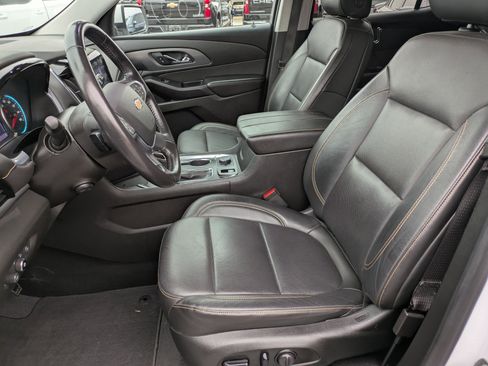 Certified 2021 Chevrolet Traverse Premier image 11