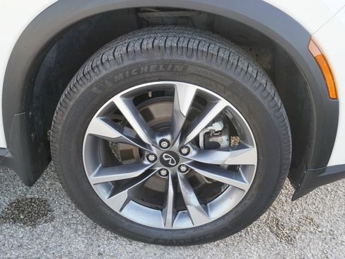 Used 2023 INFINITI QX60 Luxe image 5