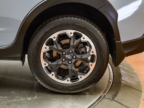 Used 2022 Subaru Crosstrek 2.0i Premium w/ Moonroof Package image 11