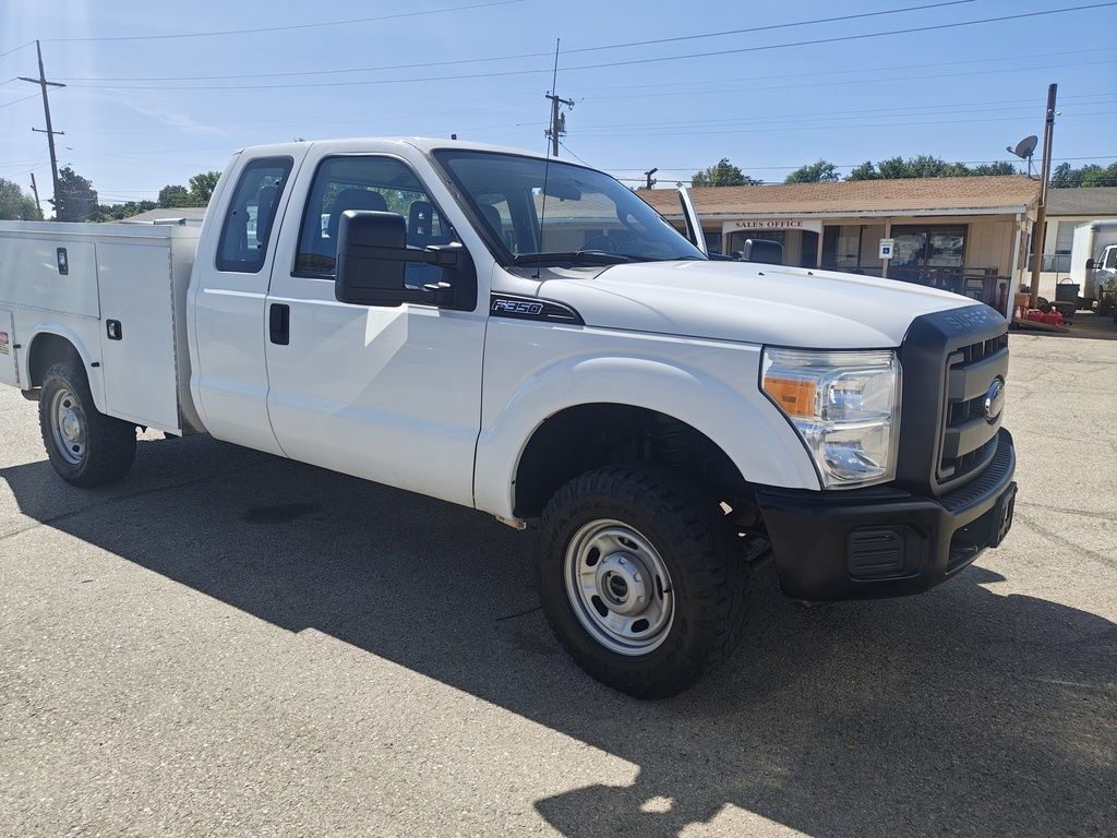 Used 2015 Ford F350 4x4 SuperCab Super Duty image 3