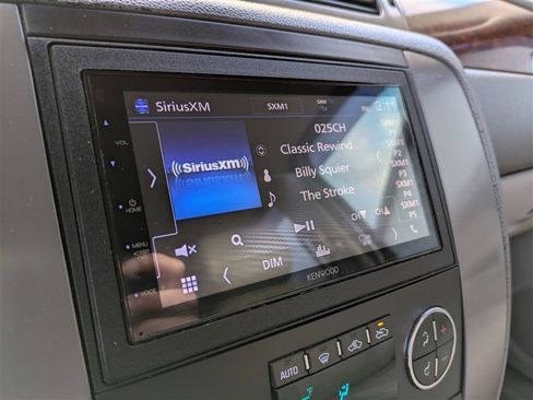 Used 2012 GMC Sierra 2500 SLT w/ SLT Convenience Package image 26