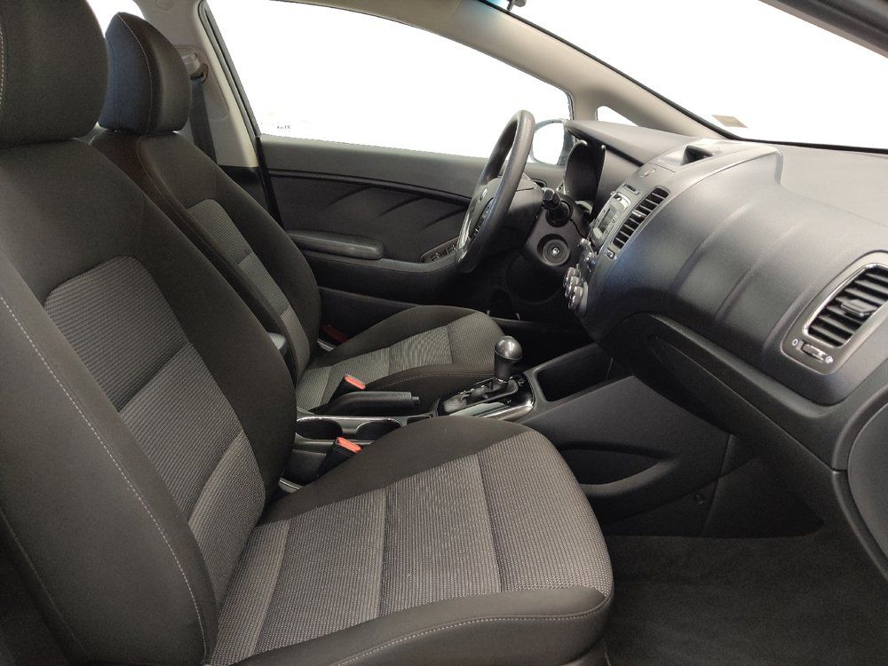 Used 2017 Kia Forte LX FWD image 21