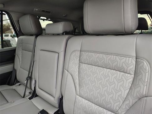 Used 2023 Toyota Sequoia Limited image 5