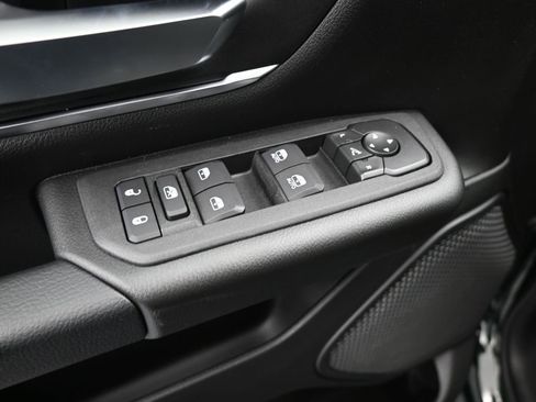 New 2026 RAM 1500 2WD Crew Cab image 13