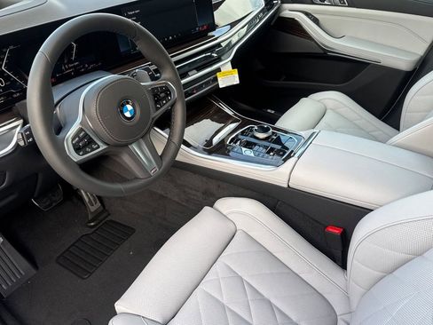 New 2026 BMW X5 xDrive40i w/ Executive Package AWD/4WD image 4