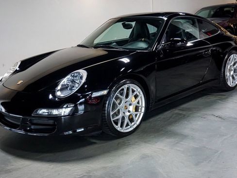 Used 2005 Porsche 911 Carrera S RWD image 5