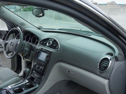 Used 2017 Buick Enclave Convenience image 9