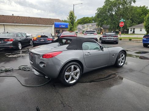 Used 2007 Pontiac Solstice Convertible w/ Preferred Package RWD image 12
