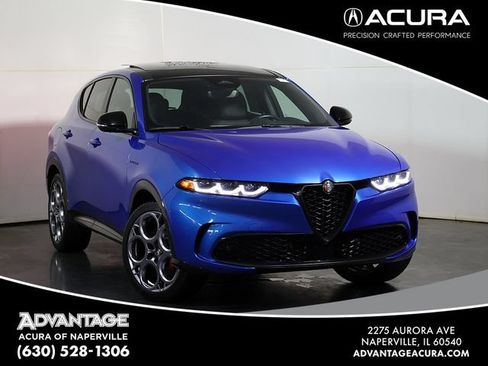 Used 2024 Alfa Romeo Tonale Ti w/ Premium Interior Package AWD/4WD image 1