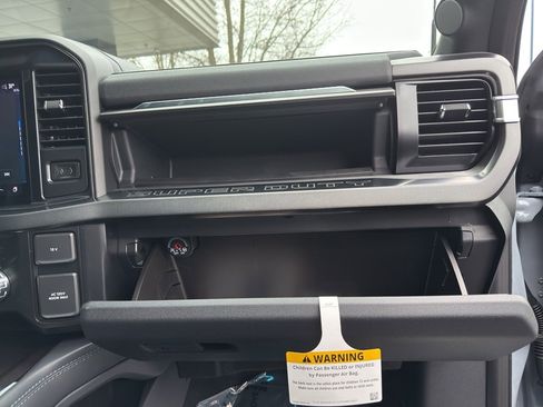 New 2026 Ford F350 Platinum w/ Tremor Off-Road Package image 34