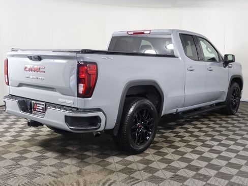 Used 2024 GMC Sierra 1500 Elevation image 10