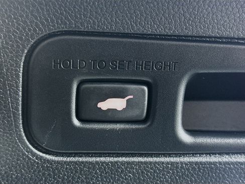 Used 2024 Honda Pilot EX-L image 30