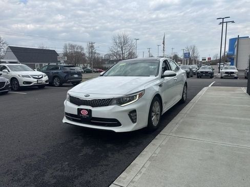 Used 2018 Kia Optima EX w/ Technology Package image 6