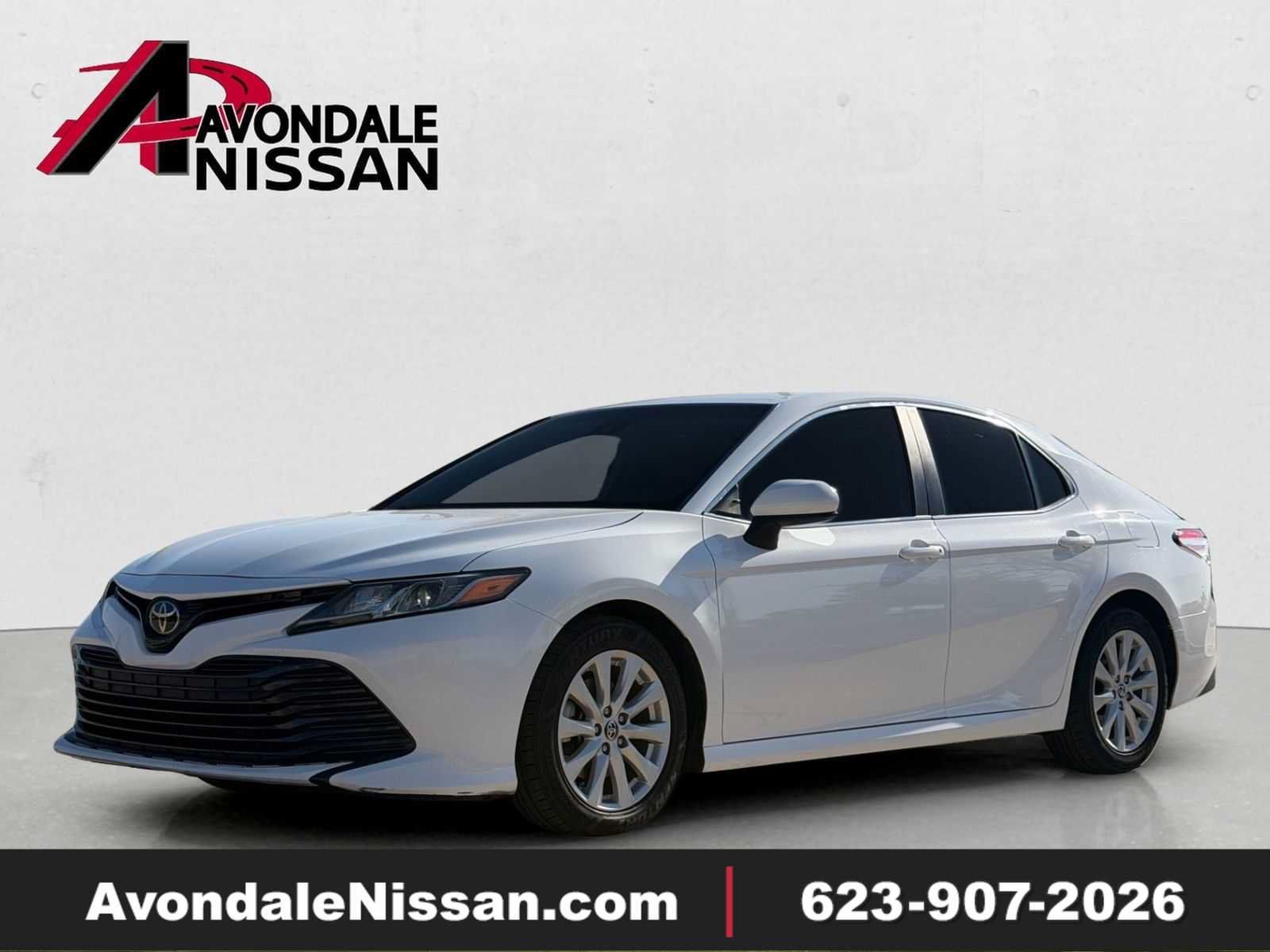 Used 2020 Toyota Camry LE FWD image 1