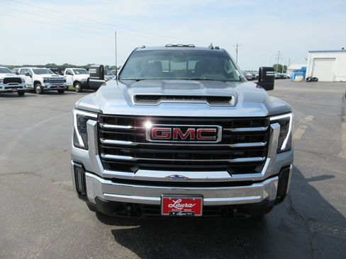 Certified 2024 GMC Sierra 2500 SLE w/ SLE Value Package; AWD/4WD image 14