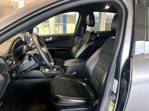 Used 2025 Ford Escape ST-Line image 10
