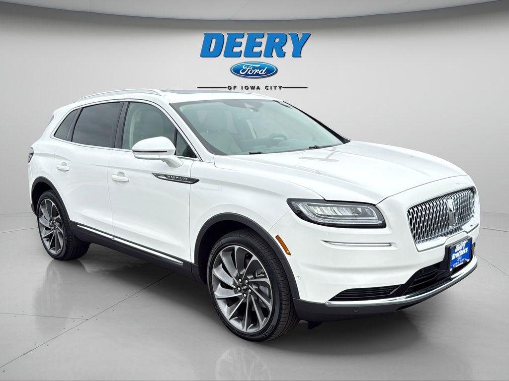 Used 2023 Lincoln Nautilus Reserve w/ Equipment Group 201A AWD/4WD image 15