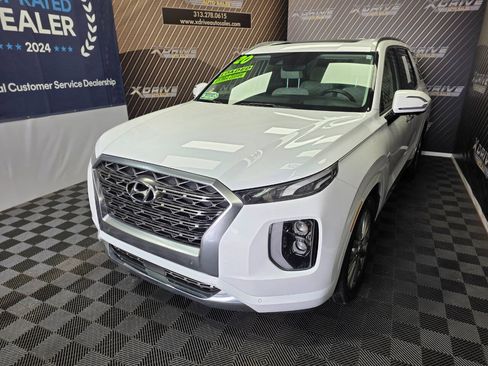 Used 2020 Hyundai Palisade Limited FWD image 2